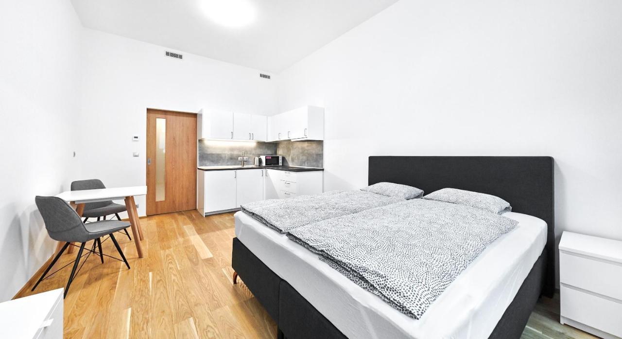 Apartments Harfa Prague Extérieur photo
